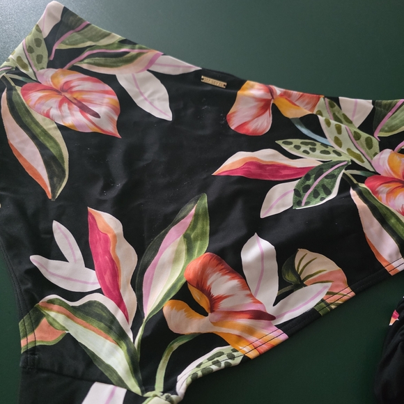 Floral High-Waisted Bikini Set - Picture 5 of 7